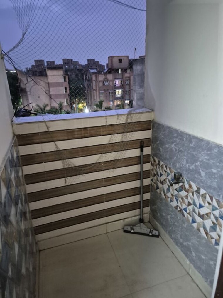 Balcony, mayur vihar 1.5 Bedroom 550 Sq.Ft. Builder Floor In Mayur Vihar Delhi 10685924