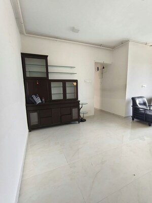Room in 3 BHK Apartment at Alliance Abhimanyu, Malad West – for Rent