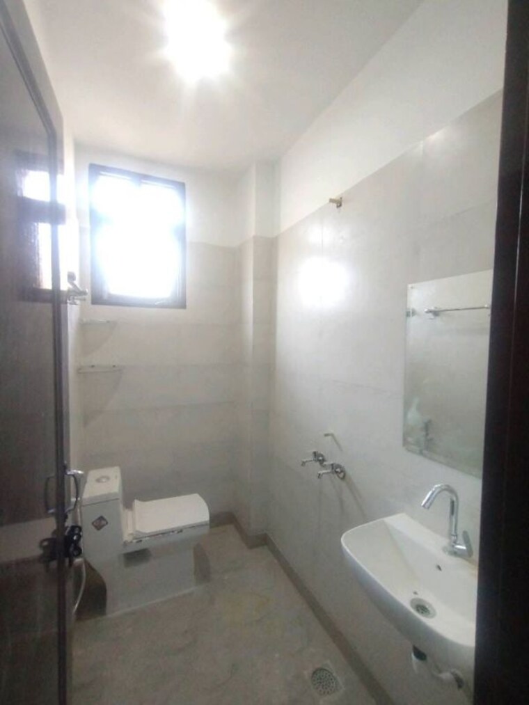 Bathroom, devli 2 Bedroom 700 Sq.Ft. Apartment In Devli Delhi 10685927