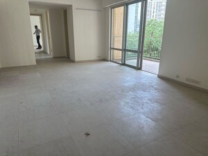 Room in 3 BHK Builder Floor at Sector 22 – for Rent