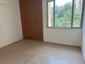 Room in 3 BHK Builder Floor at Sector 22 – for Rent