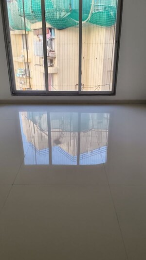 Room in 2 BHK Apartment at Avant Hillway, Goregaon East – for Sale