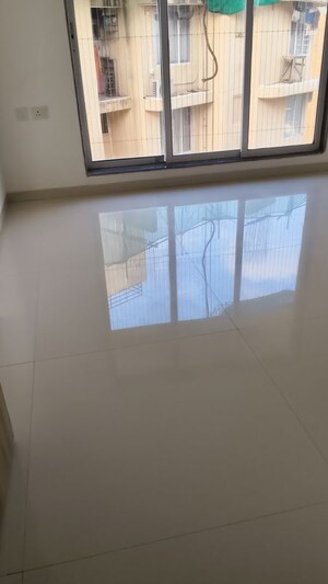 Room in 2 BHK Apartment at Avant Hillway, Goregaon East – for Sale
