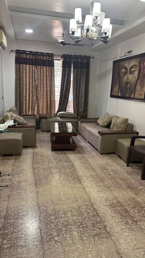 2 BHK Builder Floor For Rent in Sector 38
