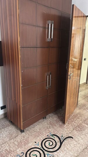 Furnished Amenities in 2 BHK Builder Floor at Sector 38 – for Rent