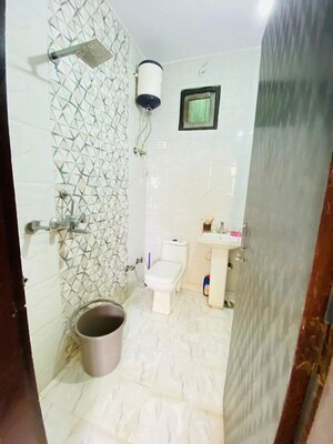 Bathroom in 2 BHK Builder Floor at Uttam Nagar – for Rent
