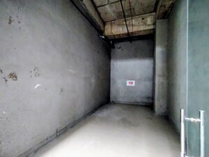  Shop For Sale in Huda Market, Sector 31