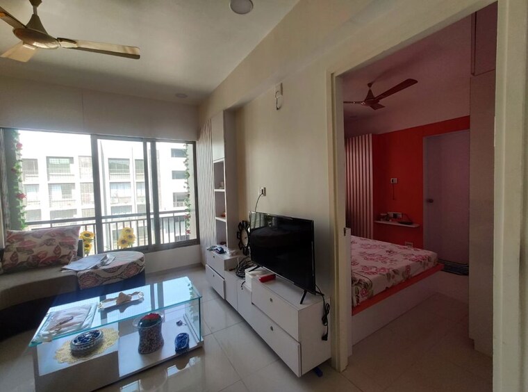 Living Room, swati-chrysantha 3 Bedroom 1436 Sq.Ft. Apartment In Shela Ahmedabad 10685963