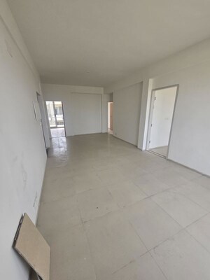 Room in 3 BHK Builder Floor at Sector 22 – for Rent