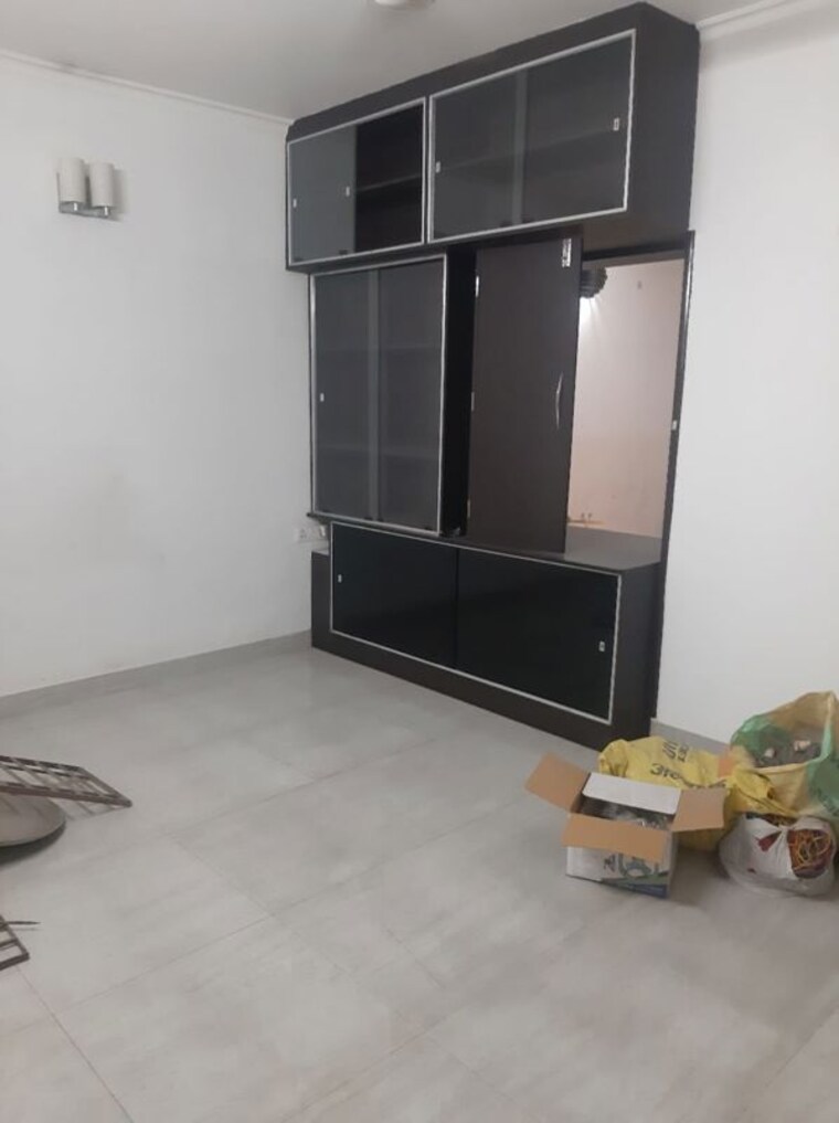 Living Room, sarita vihar 2 Bedroom 1250 Sq.Ft. Apartment In Sarita Vihar Delhi 10686019