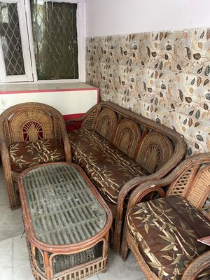 Bedroom in 2 BHK Builder Floor at Malviya Nagar – for Rent