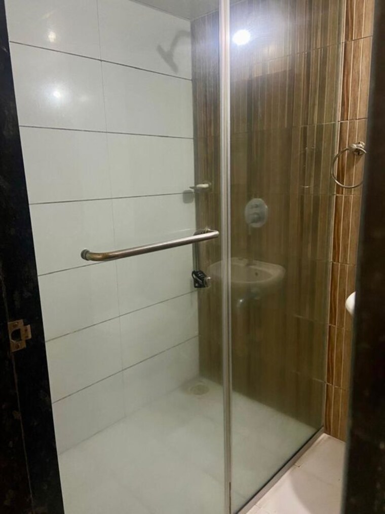 Bathroom, shubh-aaugusta 2 Bedroom 950 Sq.Ft. Apartment In Kharadi Pune 10686045
