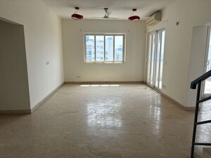 3 BHK Builder Floor For Rent in Sector 21