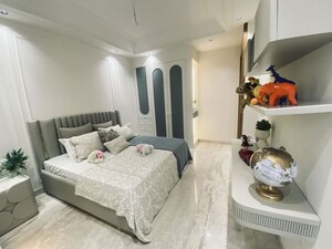 Bedroom in 2 BHK Builder Floor at Sector 21 – for Rent