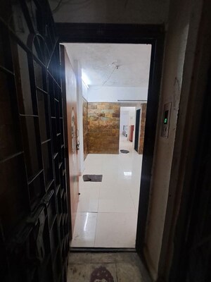 1 BHK Apartment – Entrance View at Greenfield Rocks CHS, Jogeshwari East - for Rent
