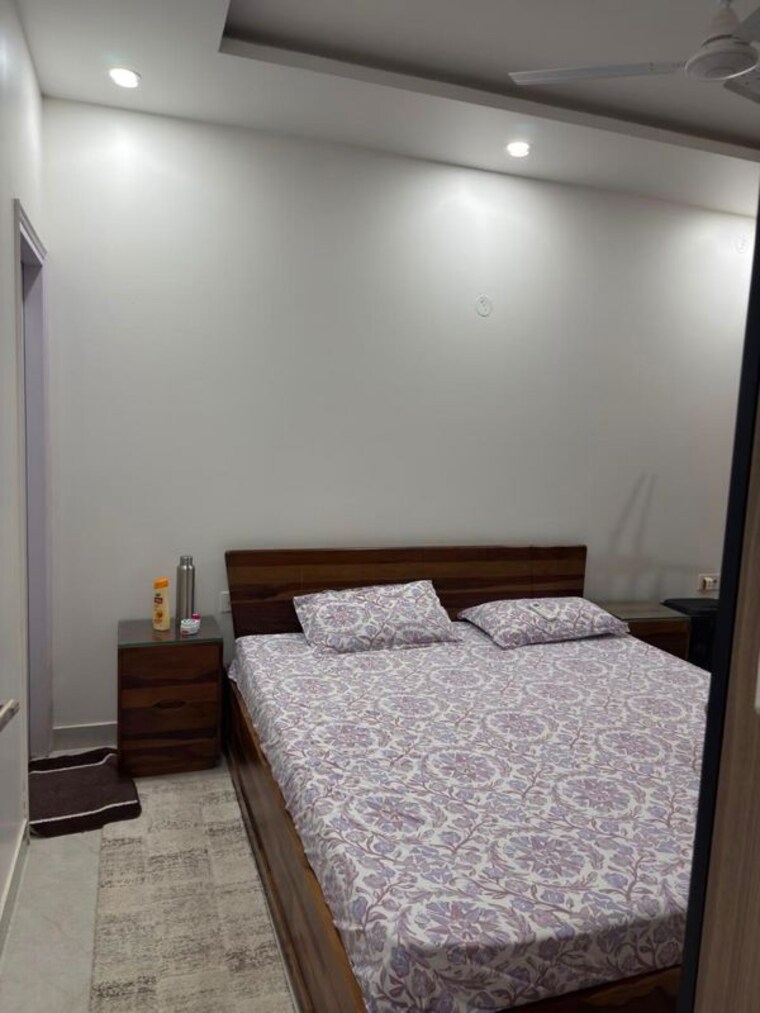 Bedroom, pyramid-pride 2 Bedroom 698 Sq.Ft. Apartment In Sector 76 Gurgaon 10686103