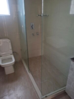 Bathroom in 4 BHK Villa at Dlf Phase I – for Rent