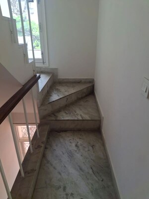 Staircase in 4 BHK Villa at Dlf Phase I – for Rent