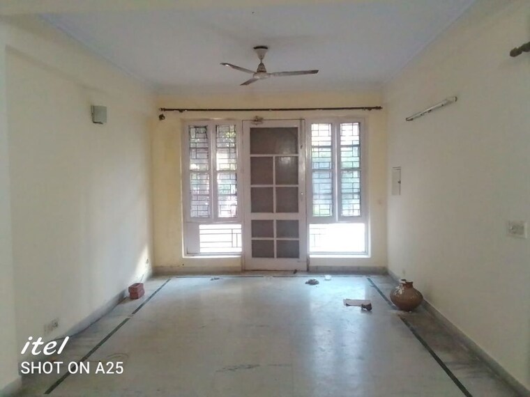 Room, viman-cooperative-housing-society 3 Bedroom 1800 Sq.Ft. Apartment In Sector 9a Gurgaon 10686117