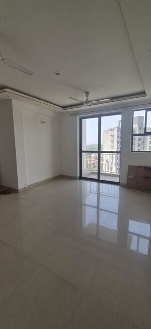 Room in 3 BHK Builder Floor at Sector 22 – for Rent
