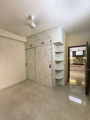 Room in 2 BHK Apartment at MRG Ultimus, Sector 90 – for Rent