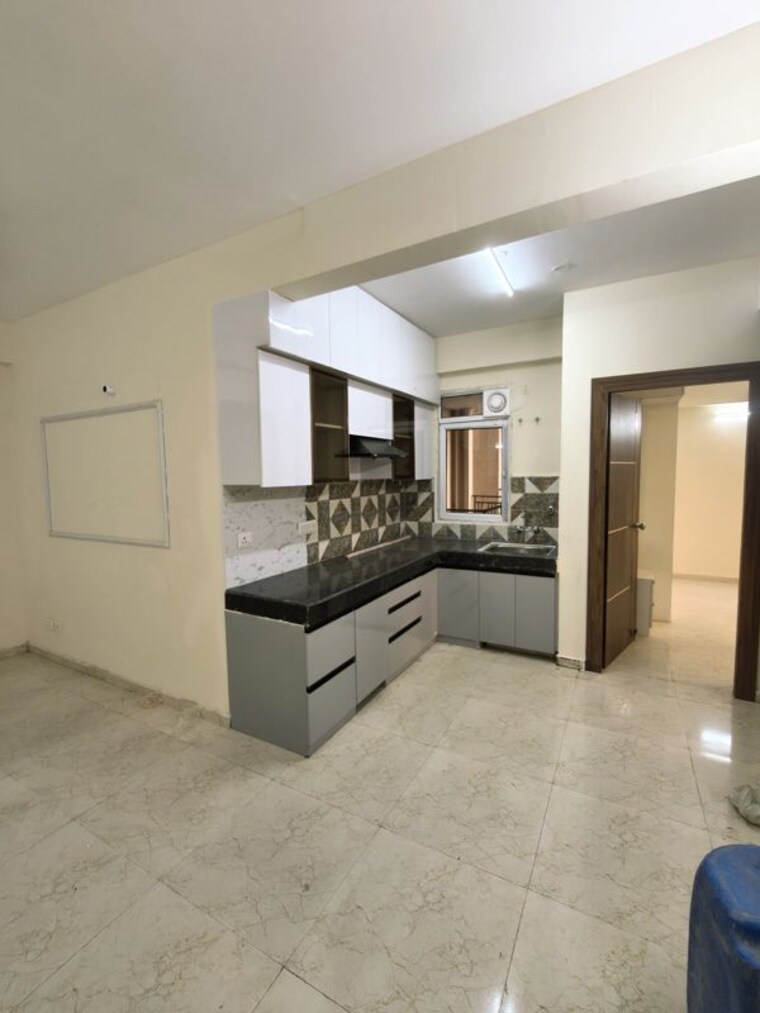  Parking, mrg-ultimus 2 Bedroom 796 Sq.Ft. Apartment In Sector 90 Gurgaon 10686150