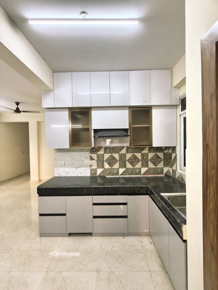 Kitchen, mrg-ultimus 2 Bedroom 796 Sq.Ft. Apartment In Sector 90 Gurgaon 10686150