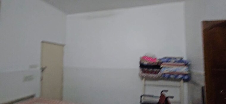 undefined, babatpur 5 Bedroom 2600 Sq.Ft. Villa In Babatpur Varanasi 10686170
