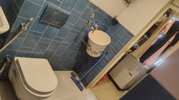 Bathroom, lodha-amara 2 Bedroom 800 Sq.Ft. Apartment In Kolshet Road Thane 10686169
