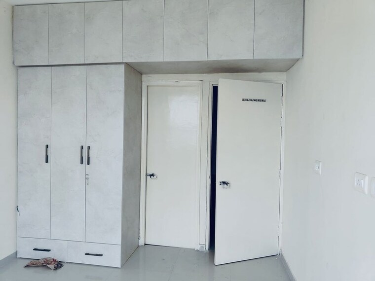 Room, pyramid-midtown 2 Bedroom 800 Sq.Ft. Apartment In Sector 59 Gurgaon 10686173