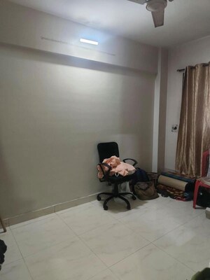 Living Room in 1 BHK Apartment at Tilak Nagar – for Rent