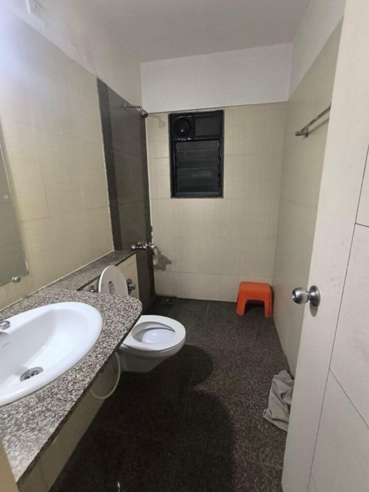 Bathroom, kalpataru-estate-building-8 3 Bedroom 1430 Sq.Ft. Apartment In Pimple Gurav Pune 10686193