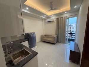 Living Room in 1 BHK Builder Floor at Sector 43 – for Rent