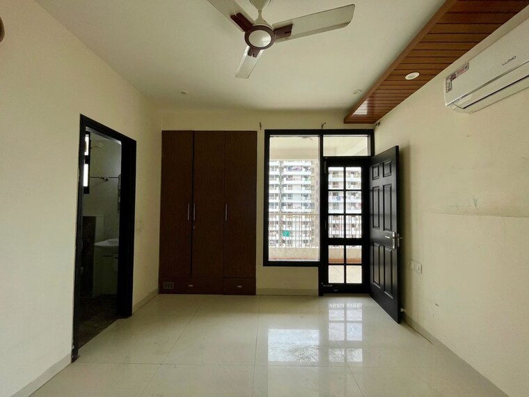 Room, dhakoli 3 Bedroom 1650 Sq.Ft. Apartment In Dhakoli Zirakpur 10686212