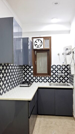 Bedroom in 2 BHK Builder Floor at Saket – for Rent