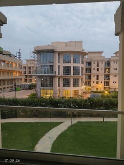 3 BHK +Apartment For Rent in Signature Global City