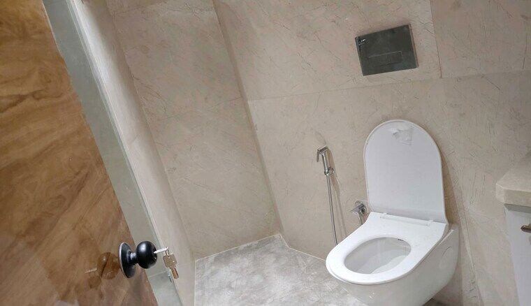 Bathroom, marathon-nextgen-innova Commercial Office Space 1220 Sq.Ft. In Lower Parel Mumbai 10686236