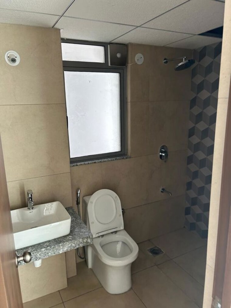 Bathroom, kalpataru-immensa 3 Bedroom 957 Sq.Ft. Apartment In Kolshet Road Thane 10686249