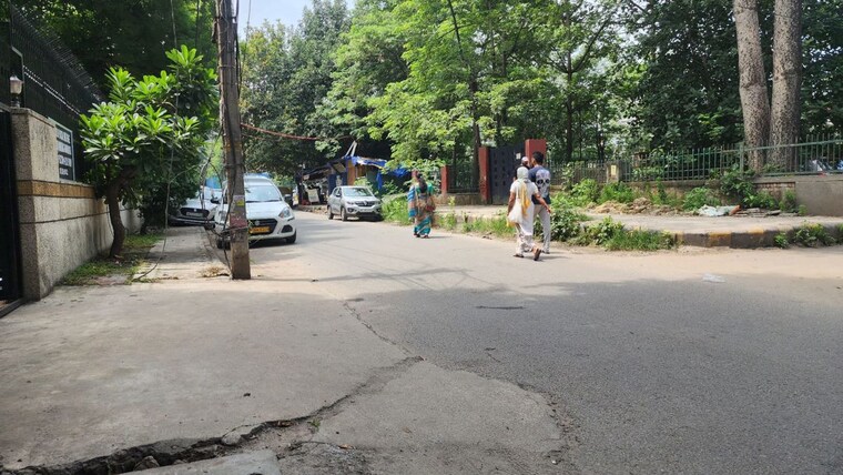  Parking, saket 3 Bedroom 1250 Sq.Ft. Apartment In Saket Delhi 10658201