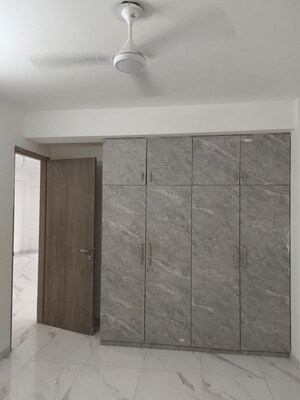 Room in 3 BHK Apartment at ROF Aalayas, Sector 102 – for Rent