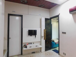Room in 5 BHK Independent House at Sri Nagar Colony – for Sale