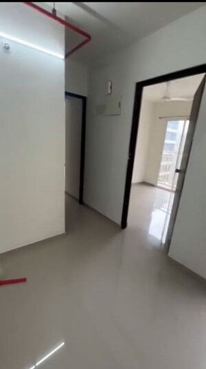 Room in 1 BHK Apartment at Puranik Grand Central, Vartak Nagar – for Rent