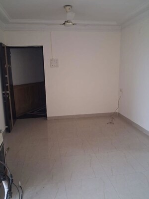 Room in 4 BHK Apartment at Regency Gardens, Kharghar Sector 6 – for Rent