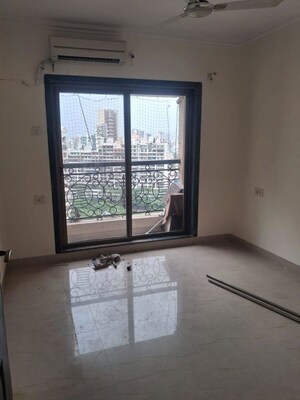 Room in 4 BHK Apartment at Regency Gardens, Kharghar Sector 6 – for Rent
