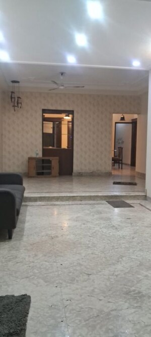 Hall in 4 BHK Apartment at Sarita Vihar – for Rent
