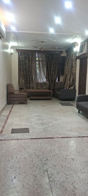 4 BHK Apartment For Rent in Sarita Vihar