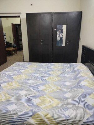Room in 2 BHK Builder Floor at Sushant Lok I – for Rent