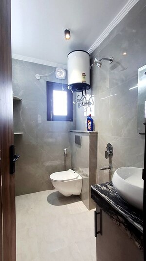 Bathroom in 1 BHK Apartment at Saket – for Rent