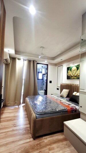 Bedroom in 1 BHK Apartment at Saket – for Rent