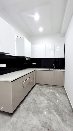Kitchen in 2 BHK Apartment at Saket – for Rent